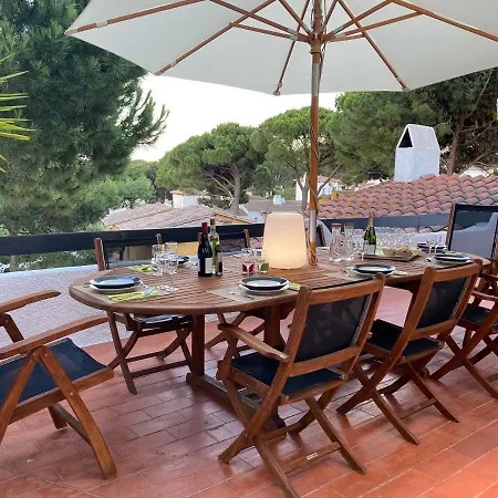 In Met Prive Zwembad En Tuin Villa Pals